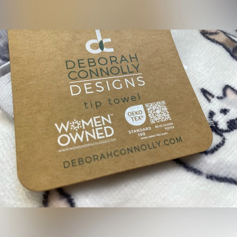 DC Designs ❤️ Cat pattern (2) Bath(2) Hand (2)Tip Towels set NWT